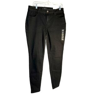 NWT M Jean Denim Jeggings Sz Lrg